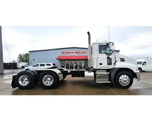 MACK CXU613 Used Trucks