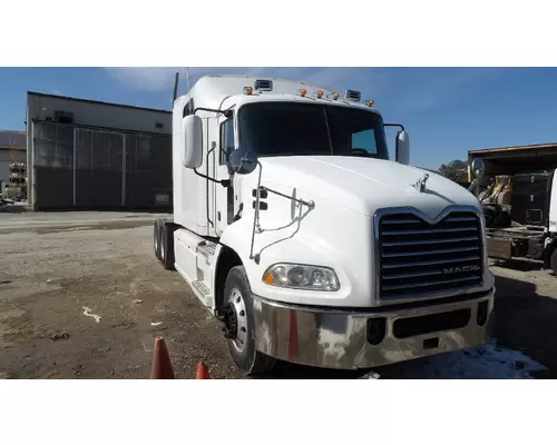 MACK CXU613 WHOLE TRUCK FOR RESALE