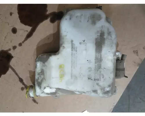 MACK CXU613 WINDSHIELD WASHER RESERVOIR