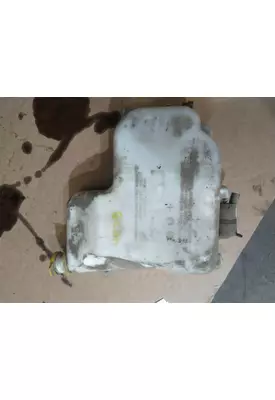 MACK CXU613 WINDSHIELD WASHER RESERVOIR