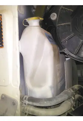 MACK CXU613 WINDSHIELD WASHER RESERVOIR