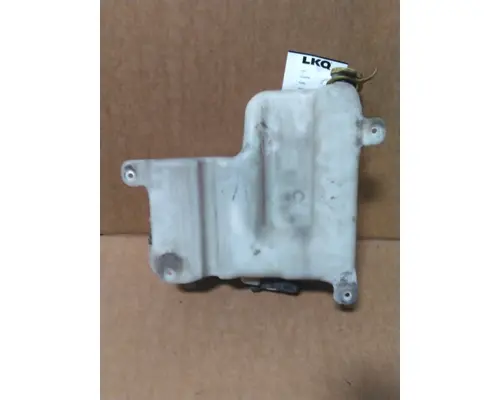 MACK CXU613 WINDSHIELD WASHER RESERVOIR