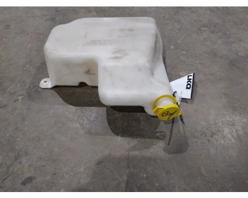 MACK CXU613 WINDSHIELD WASHER RESERVOIR