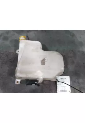 MACK CXU613 WINDSHIELD WASHER RESERVOIR