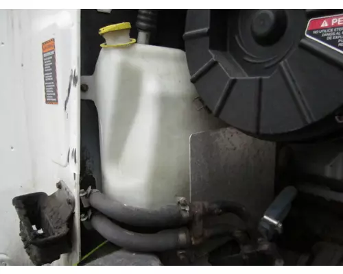 MACK CXU613 WINDSHIELD WASHER RESERVOIR