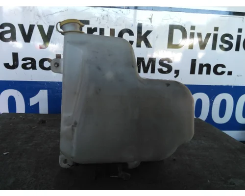 MACK CXU613 WINDSHIELD WASHER RESERVOIR