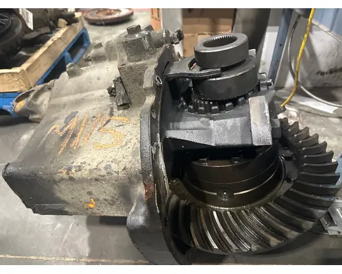 MACK CXU614 Differential Assembly (Front, Rear)