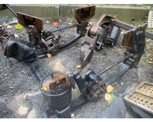 MACK CXU614 Suspension