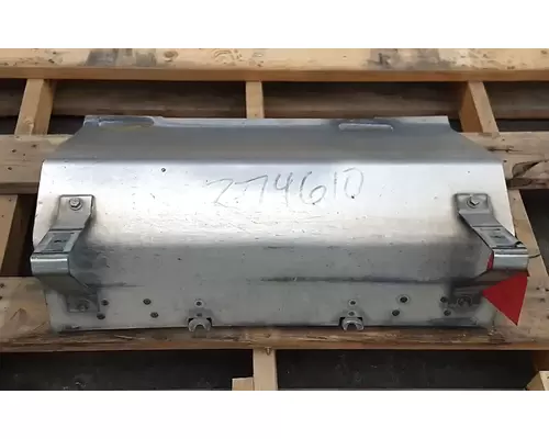 MACK CXU633T Battery BoxTray