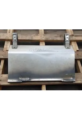 MACK CXU633T Battery Boxes