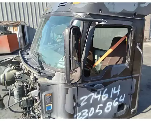 MACK CXU633T Cab Assembly