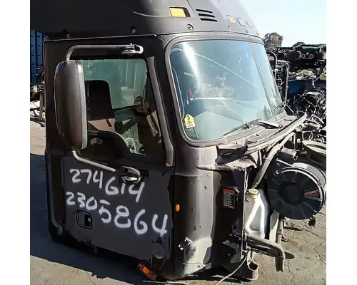 MACK CXU633T Cab Assembly