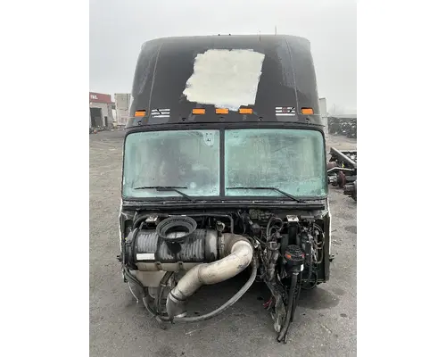 MACK CXU633T Cab Assembly