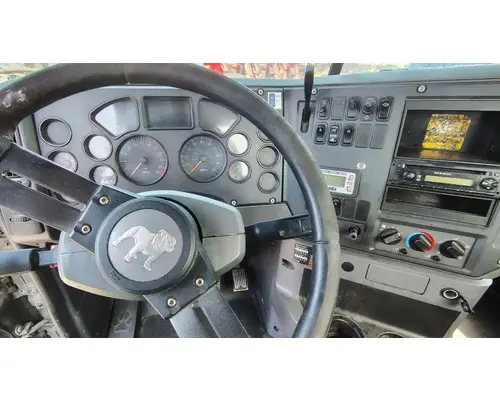 MACK CXU633T Cab Assembly