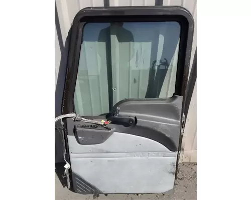 MACK CXU633T Door Assembly, Front