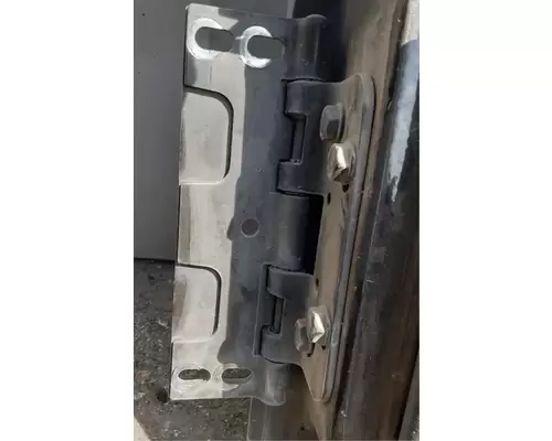 MACK CXU633T Door Assembly, Front