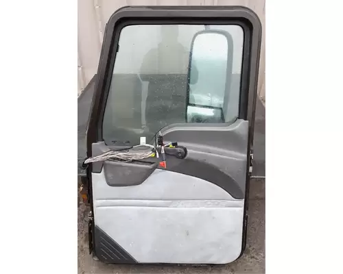 MACK CXU633T Door Assembly, Front