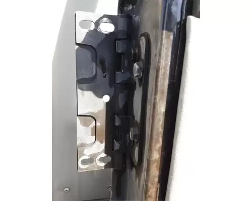 MACK CXU633T Door Assembly, Front