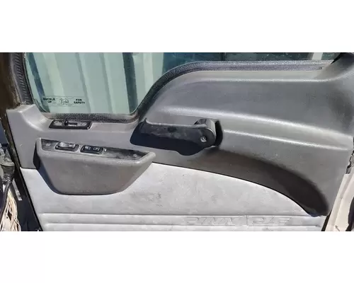 MACK CXU633T Door Assembly, Front