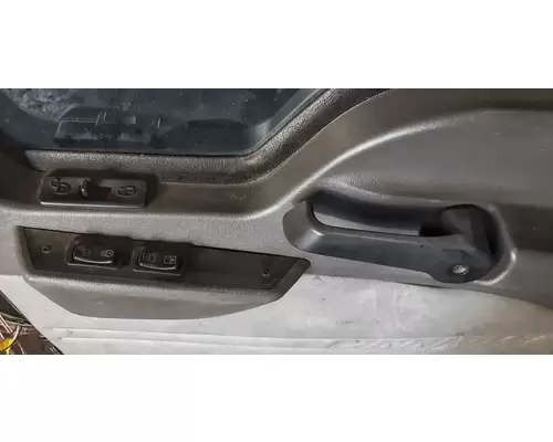 MACK CXU633T Door Assembly, Front