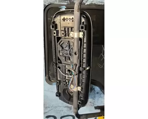 MACK CXU633T Door Assembly, Front