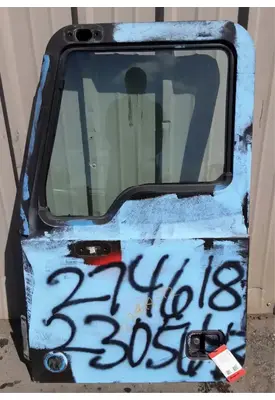MACK CXU633T Door Assembly, Front