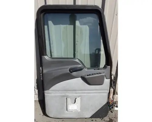 MACK CXU633T Door Assembly, Front