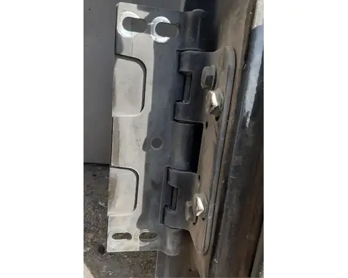 MACK CXU633T Door Assembly, Front