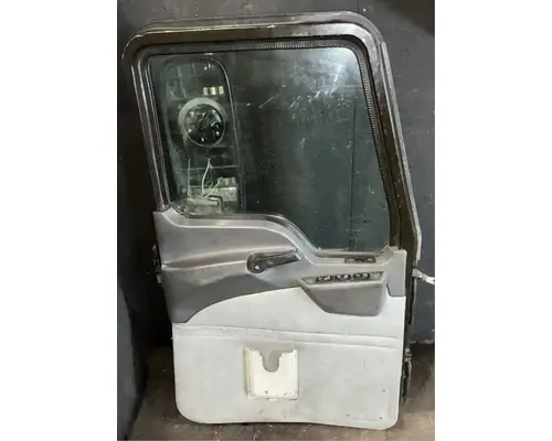 MACK CXU633T Door Assembly, Front