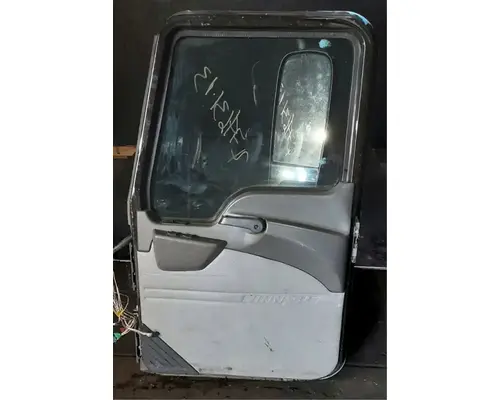 MACK CXU633T Door Assembly, Front