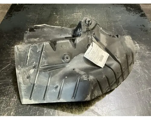 MACK CXU633T Fender Extension