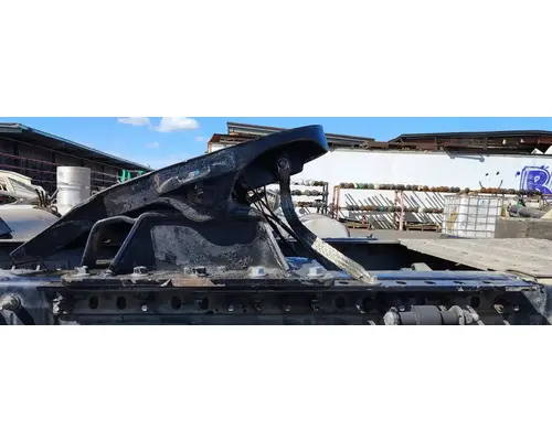 MACK CXU633T Fifth Wheel