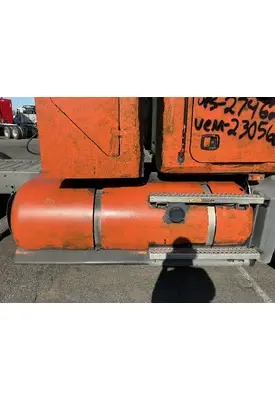 MACK CXU633T Fuel Tank