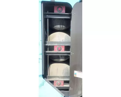 MACK CXU633T Fuel Tank