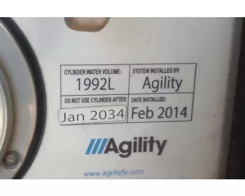 MACK CXU633T Fuel Tank