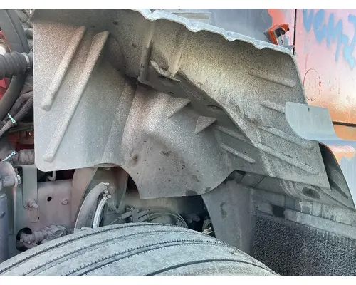 MACK CXU633T Inner Fender