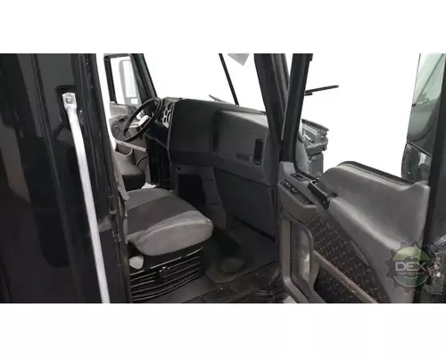 MACK CXU 8102 cab, complete