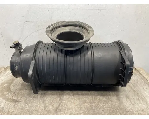 MACK CXU Air Cleaner