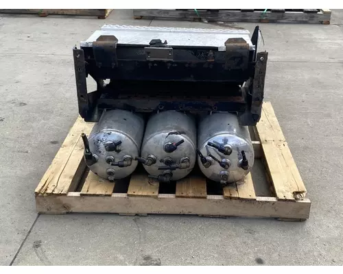 MACK CXU Battery Box