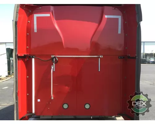 MACK CXU Cab