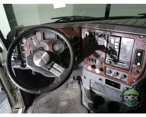 MACK CXU Cab
