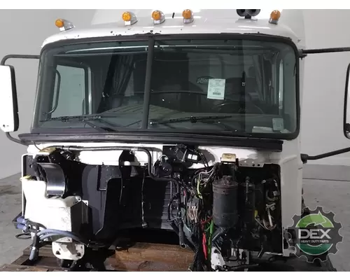 MACK CXU Cab