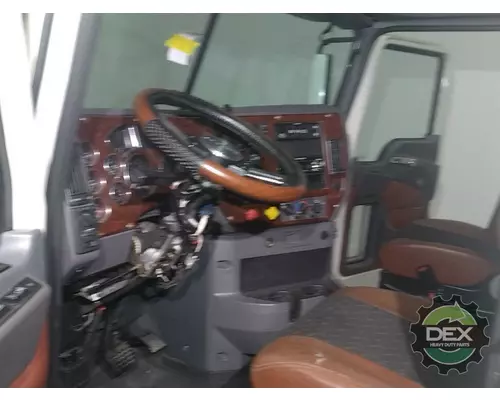 MACK CXU Cab