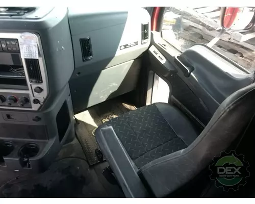 MACK CXU Cab