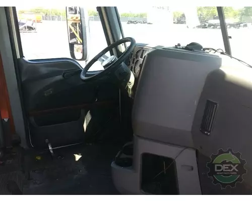 MACK CXU Cab