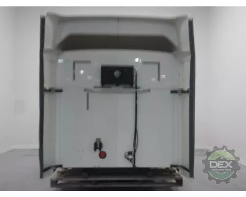 MACK CXU Cab
