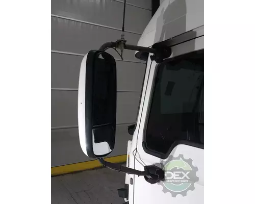 MACK CXU Cab