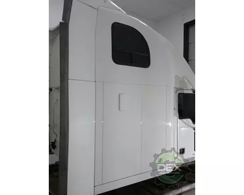 MACK CXU Cab