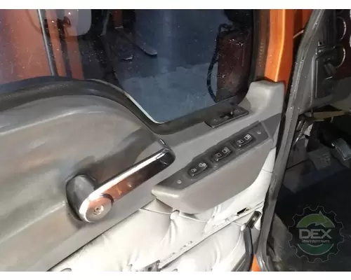 MACK CXU Cab