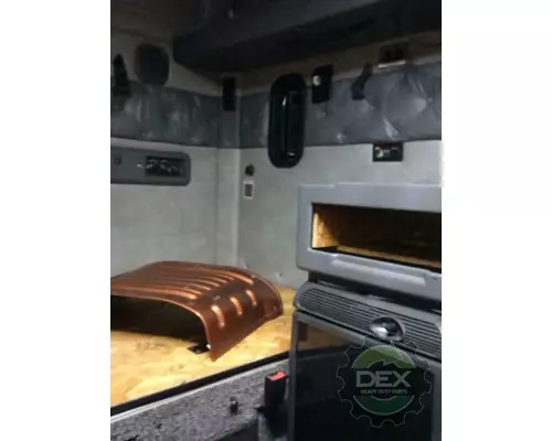 MACK CXU Cab